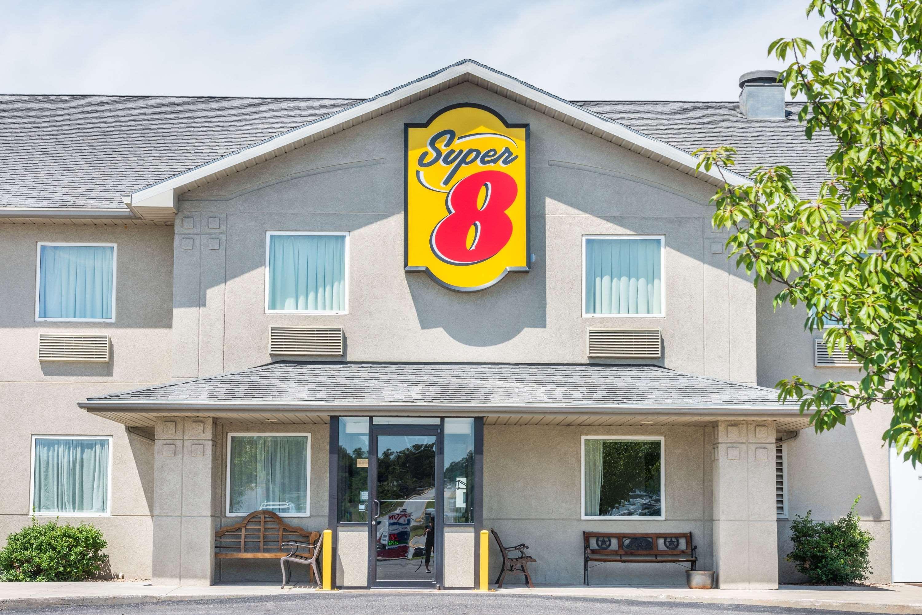 Super 8 By Wyndham Hagerstown/Halfway Area Ξενοδοχείο Εξωτερικό φωτογραφία